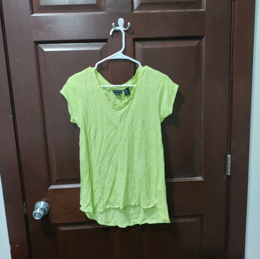 Tahari 100% knit linen green short sleeve shirt size S